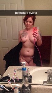 Jeune coquine qui a envie de sucer