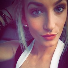 Femme qui adore la bite dans le cul sur Amiens